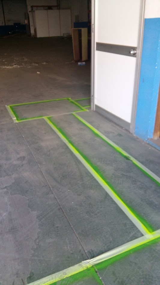 Gas Sevilla - Instalación de arquetas de paso, sifónica y separadora de grasas en nave normativas Emasesa.